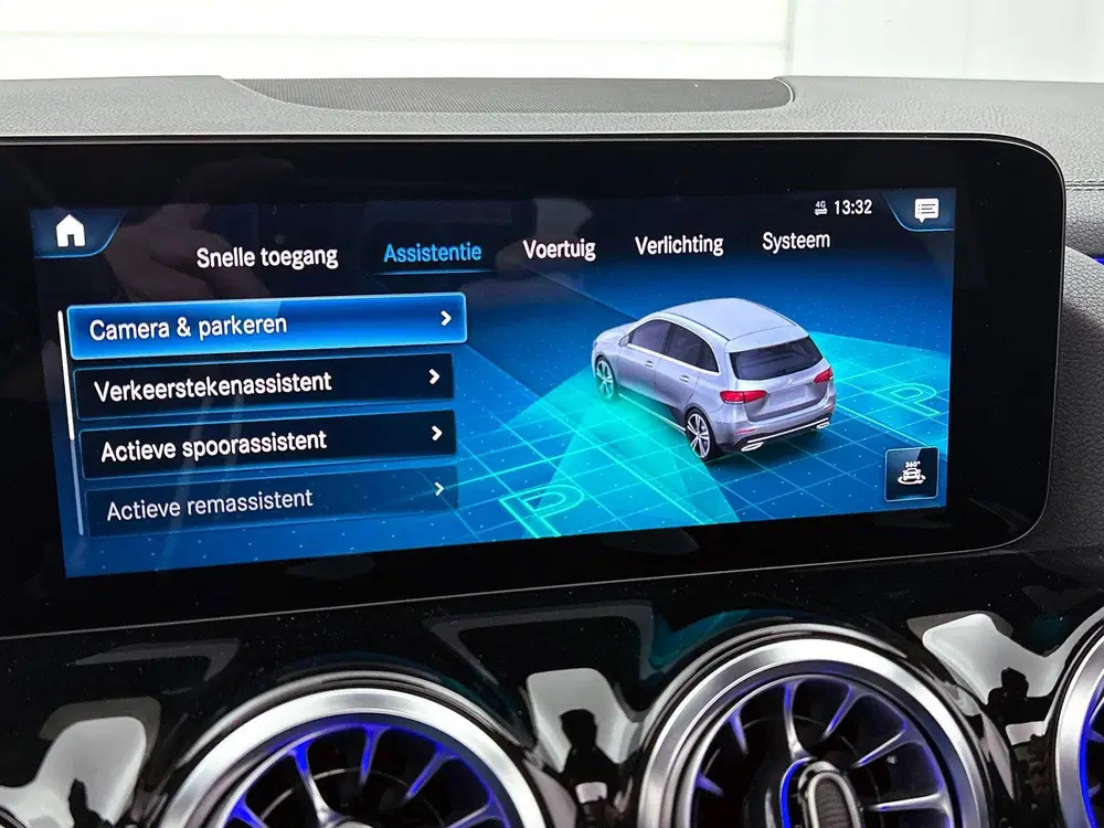 Mercedes-Benz B-Klasse 250 e Premium PANORAMADAK uit 2021, foto 18