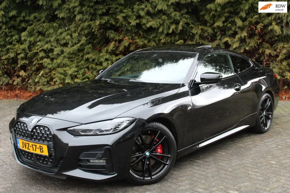 BMW 4-serie 4-serie Coupé 420d xDrive High Executive 1 uit 2021