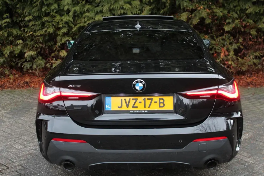 BMW 4-serie 4-serie Coupé 420d xDrive High Executive 1 uit 2021, foto 10