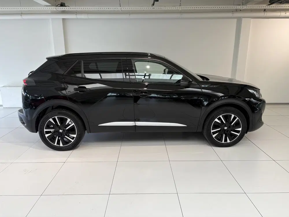 Peugeot 2008 EV GT 50 kWh uit 2023, foto 9