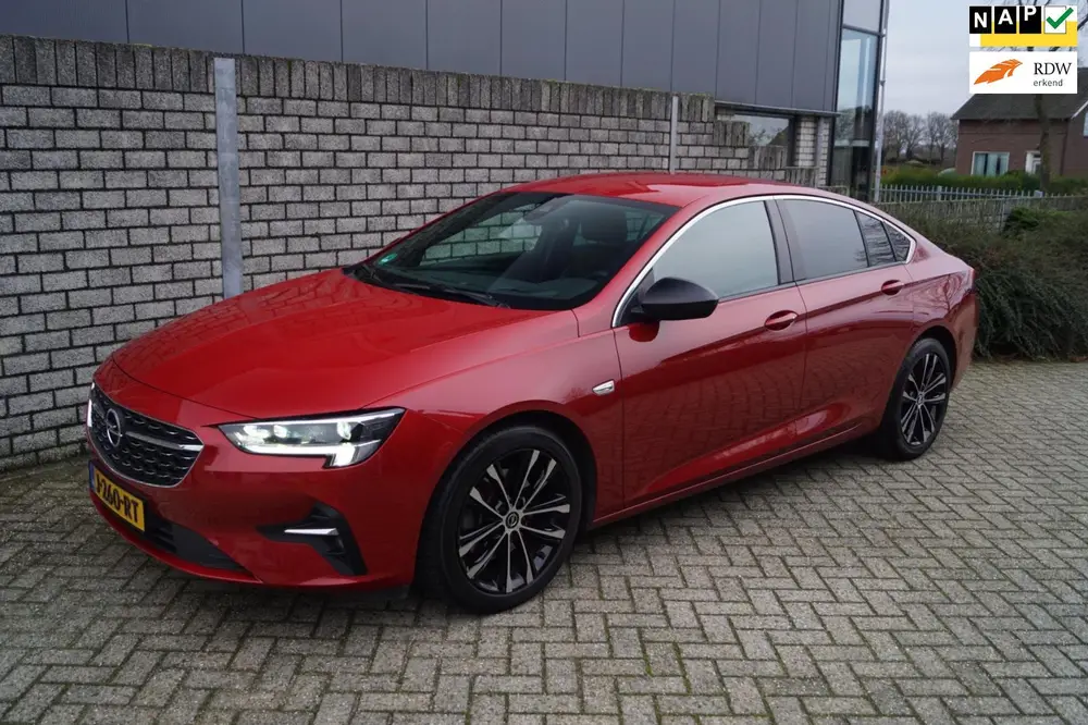 Opel Insignia 2.0 Turbo Ultimate Autom Leder Spo uit 2020