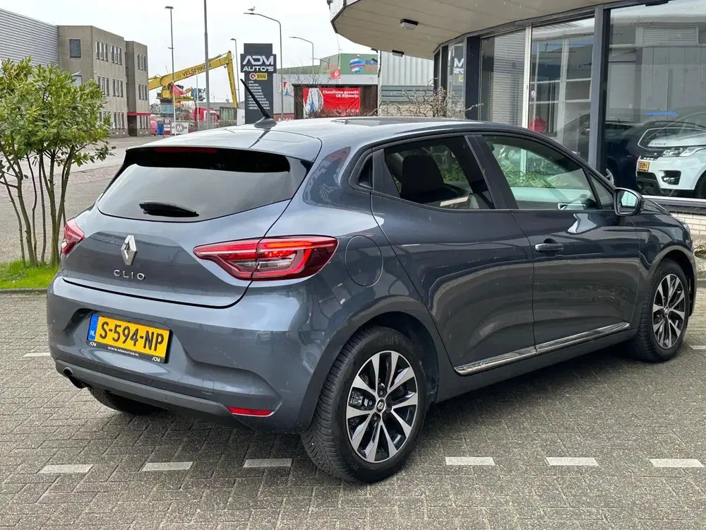 Renault Clio uit 2020, foto 13