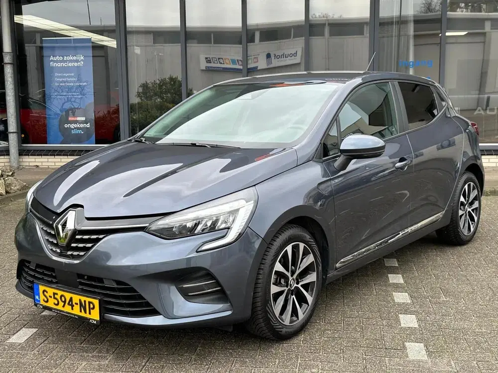 Renault Clio uit 2020, foto 9
