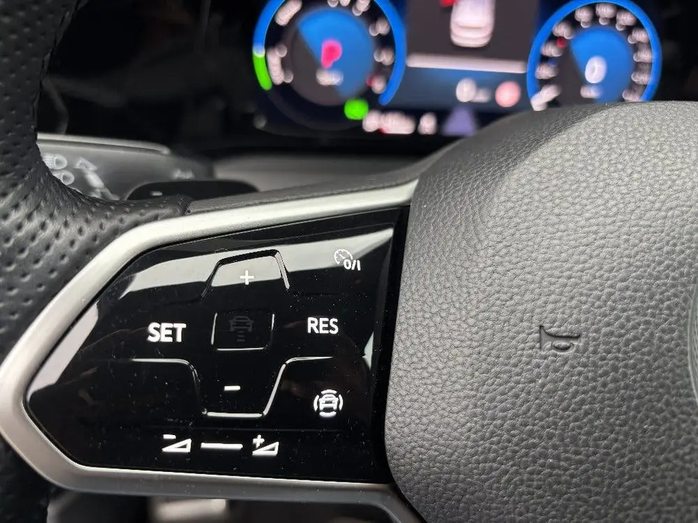 Volkswagen Golf 1.4 GTE Ehybrid 245pk DSG 2022 Zwart uit 2022, foto 11