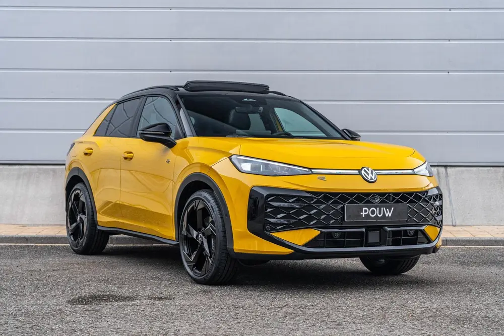 Volkswagen T-Roc 1.5 eTSI 150pk DSG R-Line First Edition | P uit 2026, foto 8