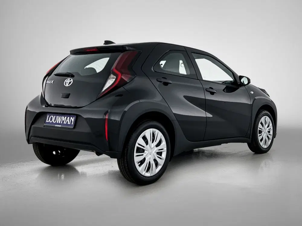 Toyota Aygo X 1.0 VVT-i MT Play *DEMO* uit 2025, foto 2
