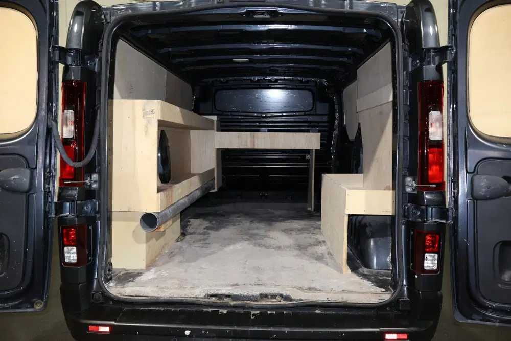 Renault Trafic 2.0 dCi 150pk L2 H1 Work Edition Automaat uit 2023, foto 3