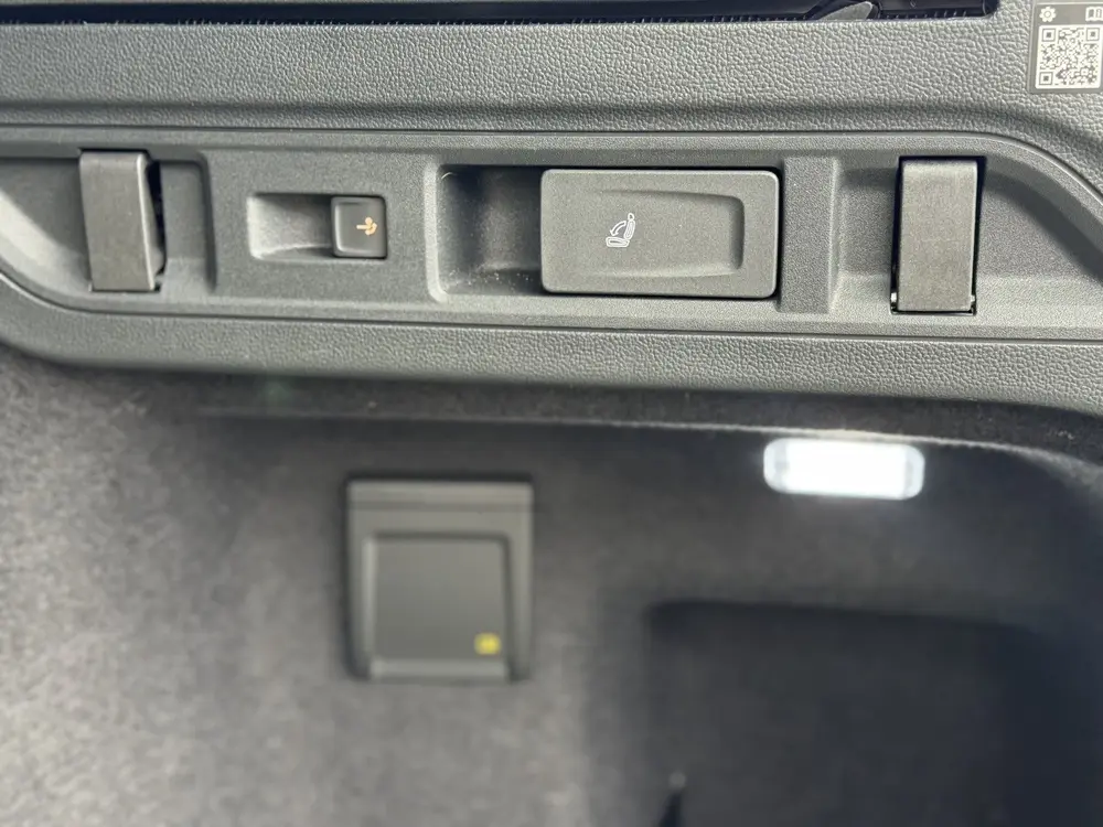 Volkswagen Passat Variant 1.5 eHybrid R-Line Edition 272pk | uit 2025, foto 12