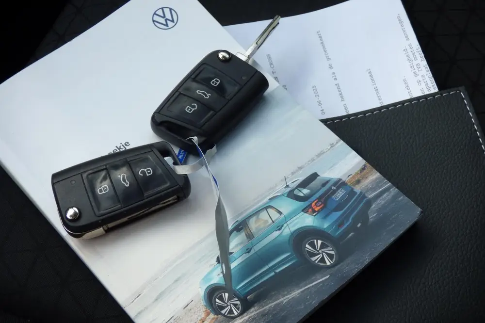 Volkswagen T-Cross 1.0 TSI Life uit 2021, foto 11