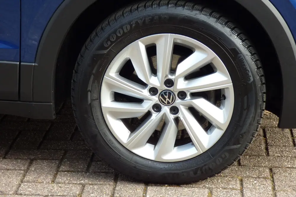 Volkswagen T-Cross 1.0 TSI Life uit 2021, foto 9