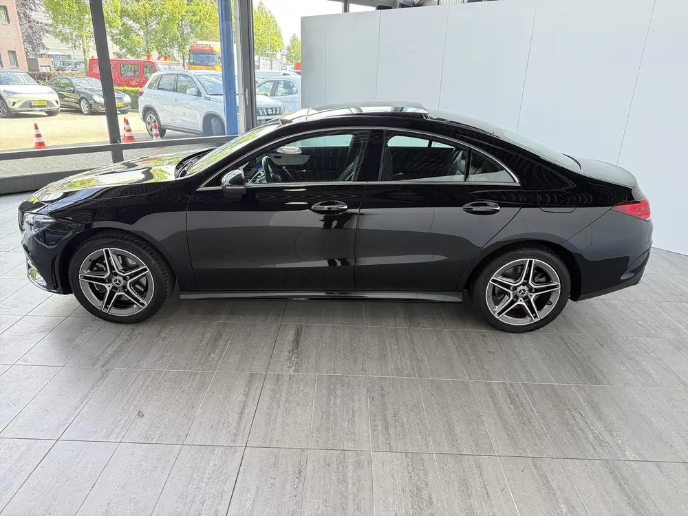 Mercedes-Benz CLA 250 e AMG Line uit 2022, foto 3