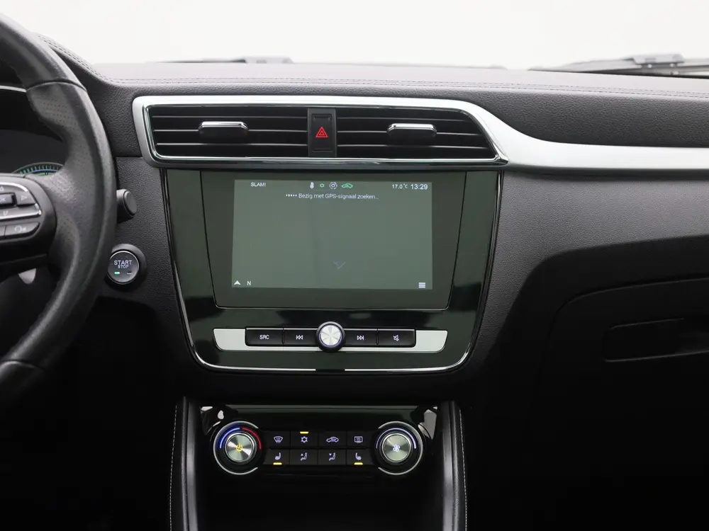 MG ZS EV Luxury 45 kWh | Navi | Leder | Panoramadak | Camera uit 2021, foto 10