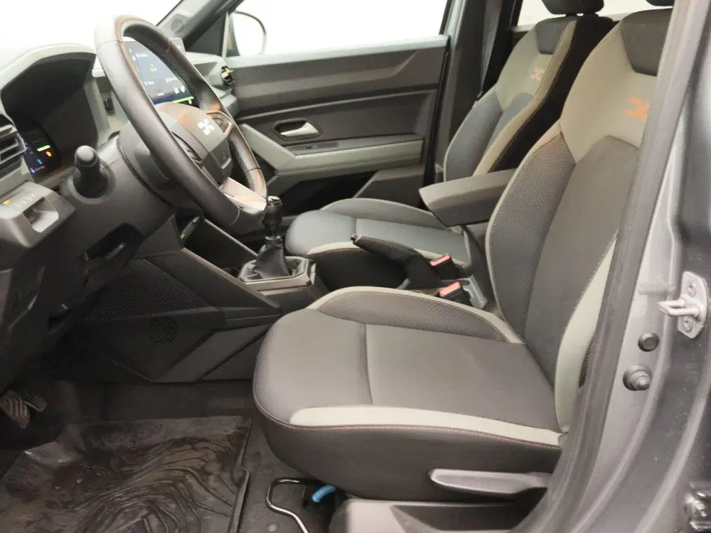 Dacia Duster TCe 130 mild hybrid Extreme uit 2024, foto 12
