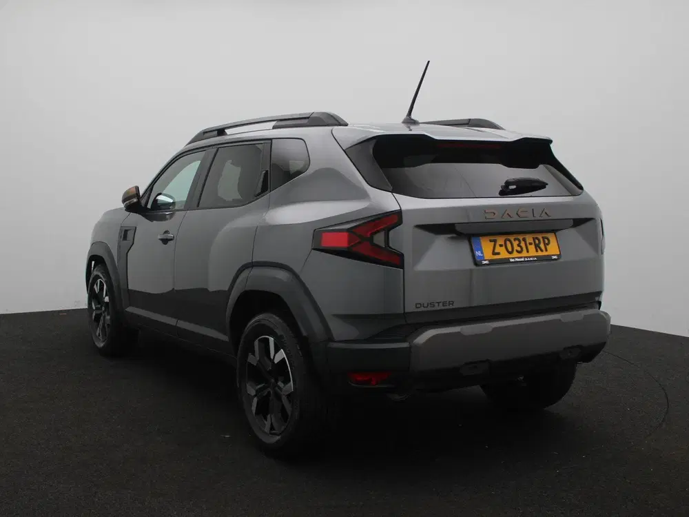 Dacia Duster TCe 130 mild hybrid Extreme uit 2024, foto 2