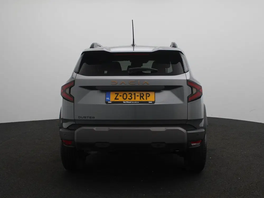 Dacia Duster TCe 130 mild hybrid Extreme uit 2024, foto 5