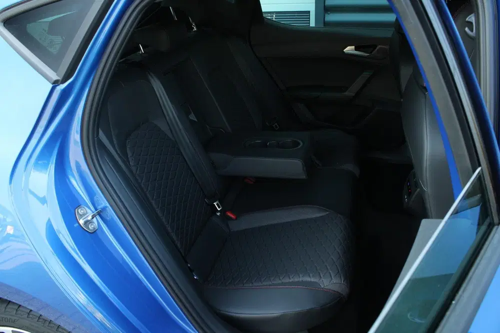 SEAT Leon 1.5 TSI e-Hybrid 204pk FR Business uit 2026, foto 17