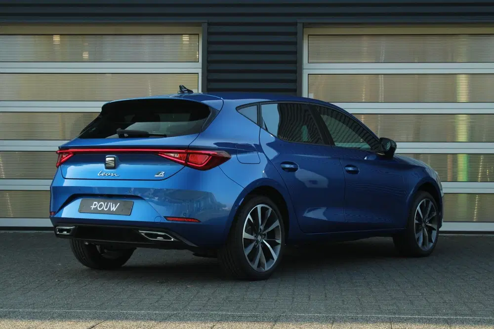 SEAT Leon 1.5 TSI e-Hybrid 204pk FR Business uit 2026, foto 2