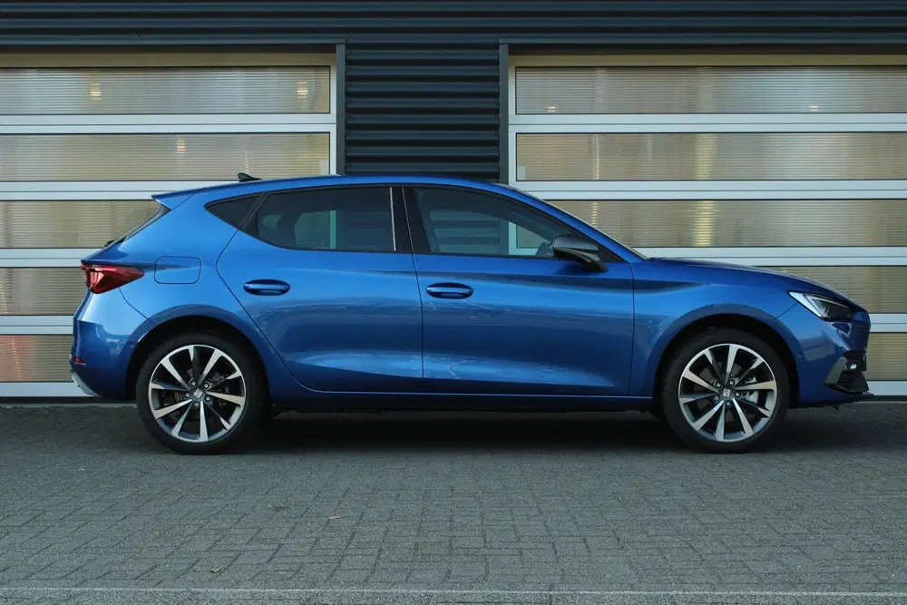 SEAT Leon 1.5 TSI e-Hybrid 204pk FR Business uit 2026, foto 3