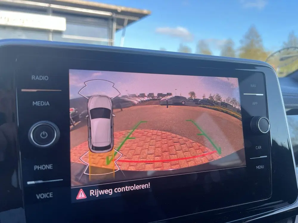 Volkswagen T-Roc 1.5 TSI R-Line | Digi dash | IQ. drive | A uit 2025, foto 11