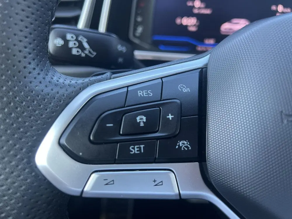 Volkswagen T-Roc 1.5 TSI R-Line | Digi dash | IQ. drive | A uit 2025, foto 20