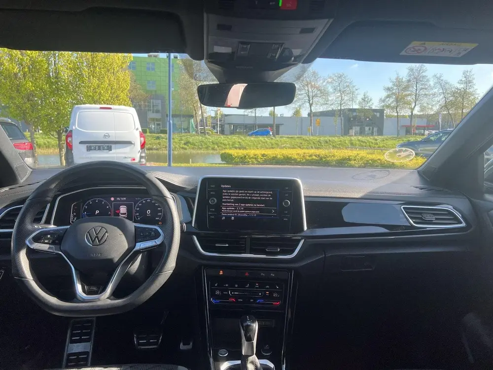 Volkswagen T-Roc 1.5 TSI R-Line | Digi dash | IQ. drive | A uit 2025, foto 8