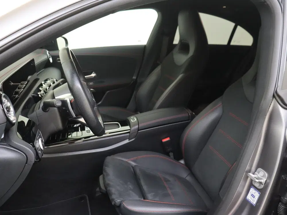 Mercedes-Benz CLA 250 e Star Edition uit 2024, foto 11
