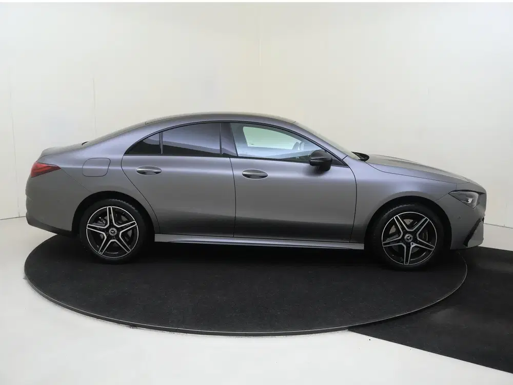 Mercedes-Benz CLA 250 e Star Edition uit 2024, foto 9