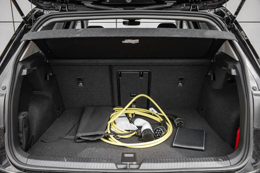 Volkswagen Golf 1.5 eHybrid 204pk Life Edition | 19" Velgen uit 2025, foto 13