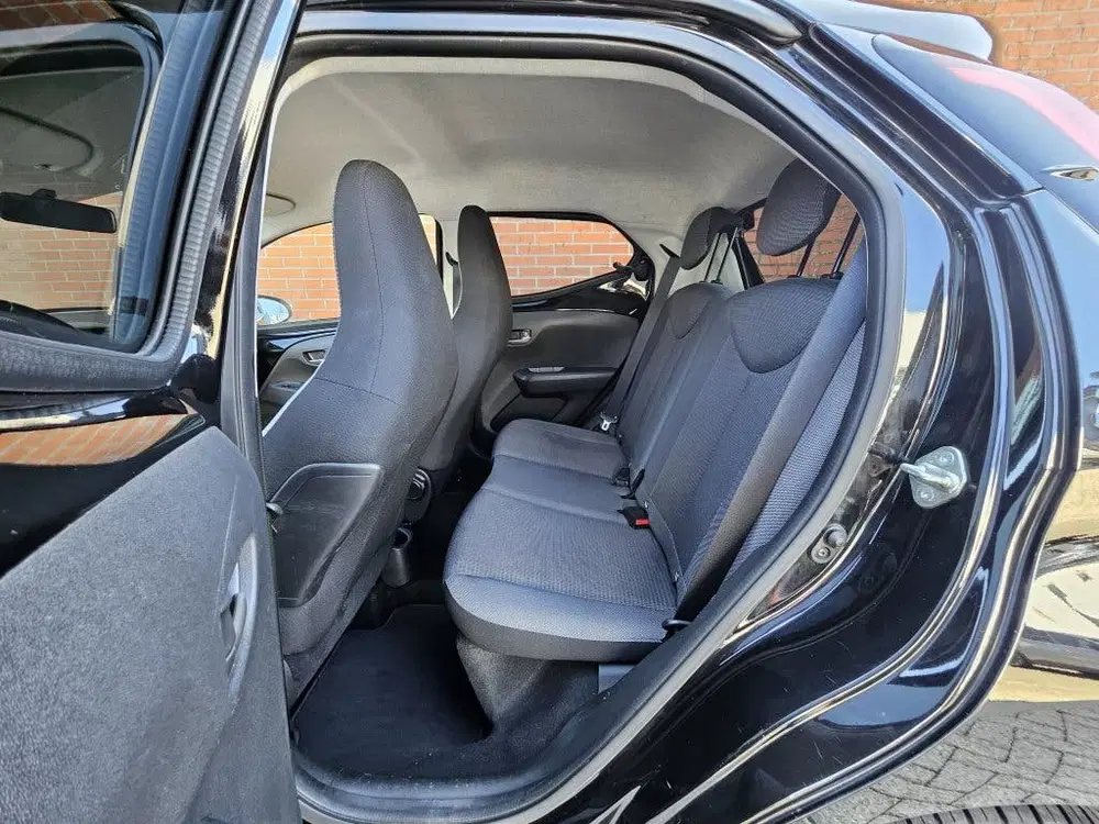 Toyota Aygo 1.0 VVT-i x-joy Automaat 1e eigenaar Clima uit 2021, foto 6