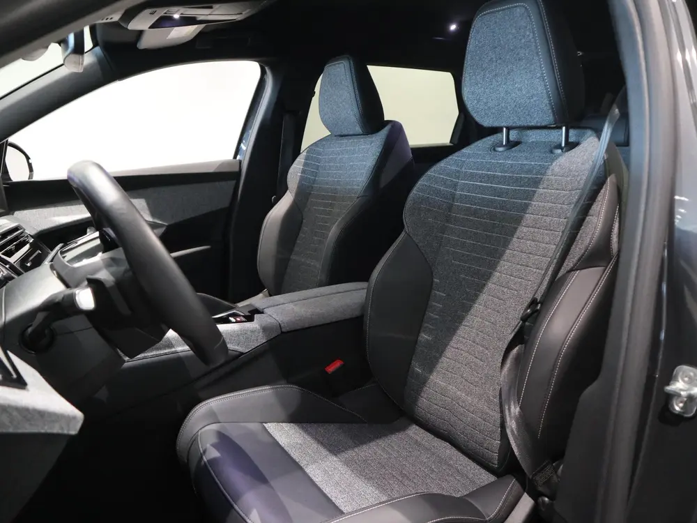 Peugeot 5008 Hybrid 145 Allure 7 ZITS uit 2025, foto 7