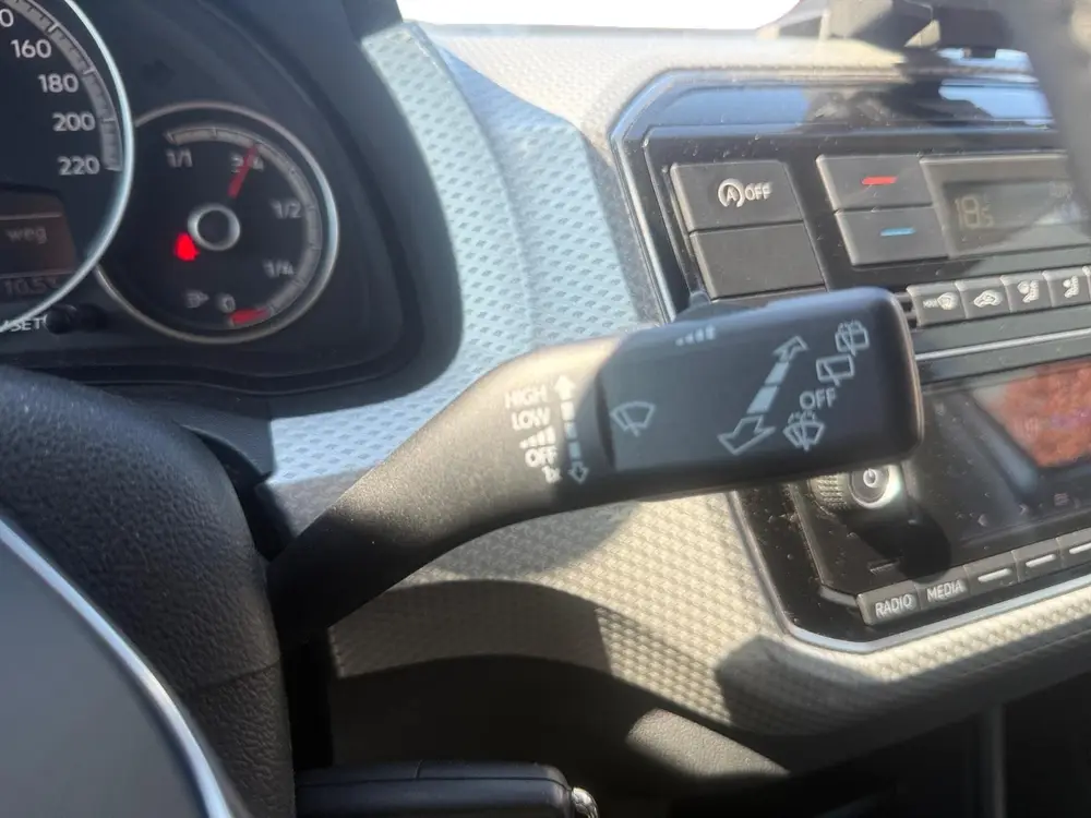 Volkswagen Up! 1.0 | Camera | Parkeersensoren | Climate Cont uit 2024, foto 19