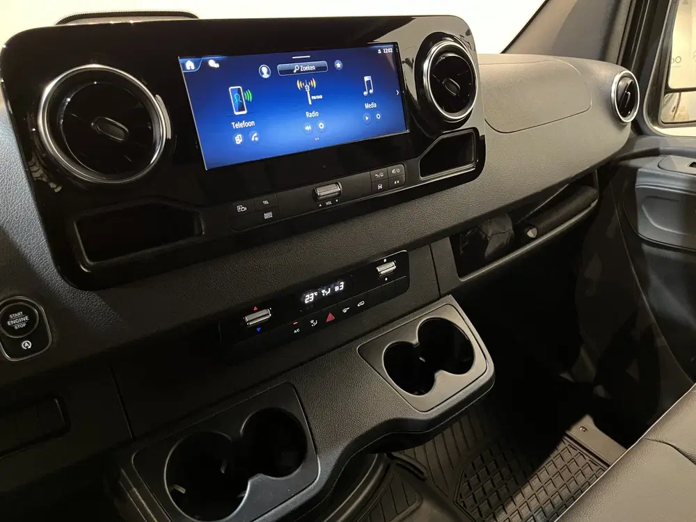Mercedes-Benz Sprinter 317 CDI L2 RWD DC 7 PERS Automaat Ope uit 2024, foto 6