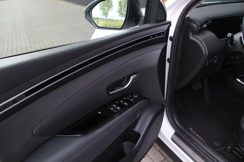 Hyundai TUCSON 1.6 T-GDI PHEV Premium Sky 4WD uit 2021, foto 14