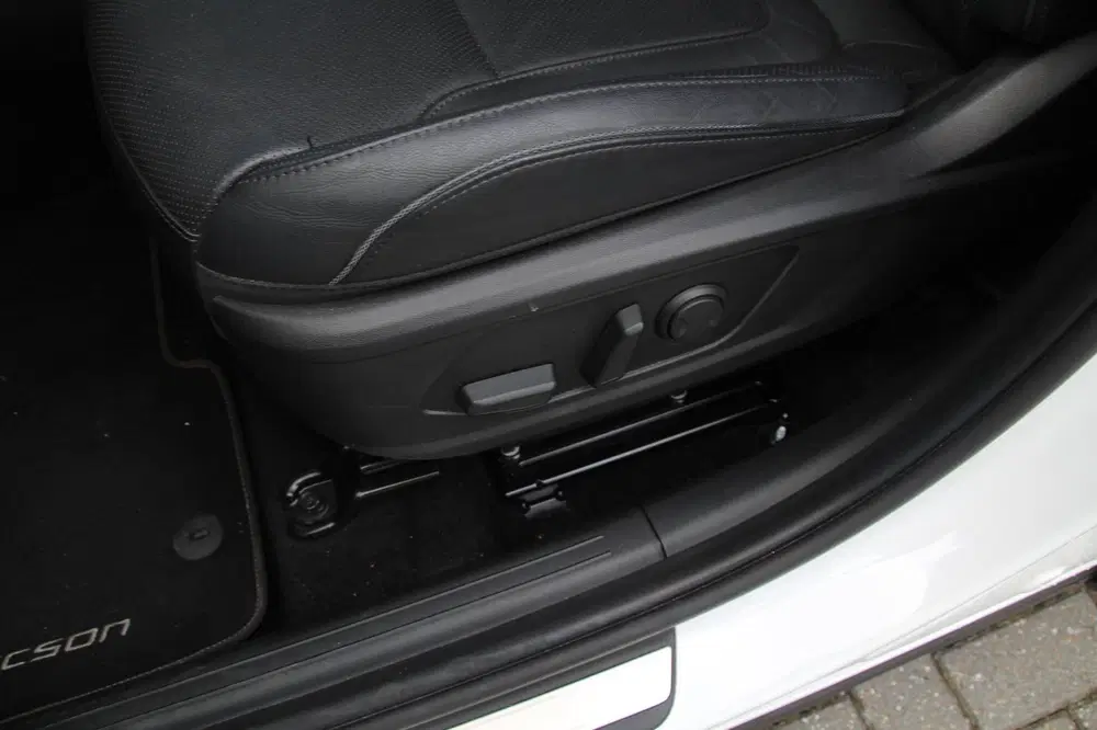 Hyundai TUCSON 1.6 T-GDI PHEV Premium Sky 4WD uit 2021, foto 15