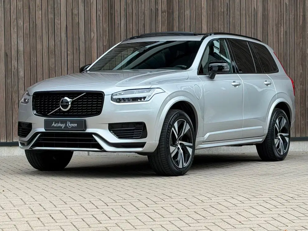 Volvo XC90 2.0 T8 Recharge AWD R-Design uit 2021, foto 2
