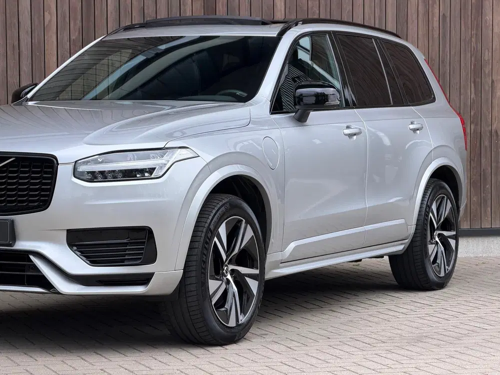 Volvo XC90 2.0 T8 Recharge AWD R-Design uit 2021, foto 3