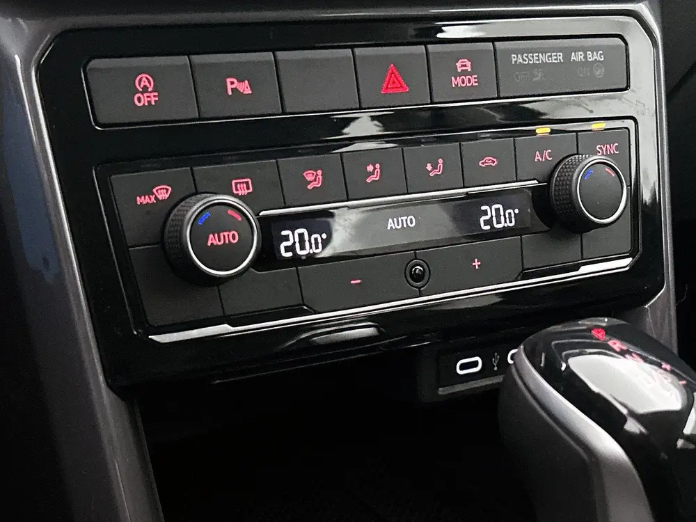 Volkswagen T-Cross 1.0 TSI R-Line | 115 PK | Automaat | Clim uit 2021, foto 20