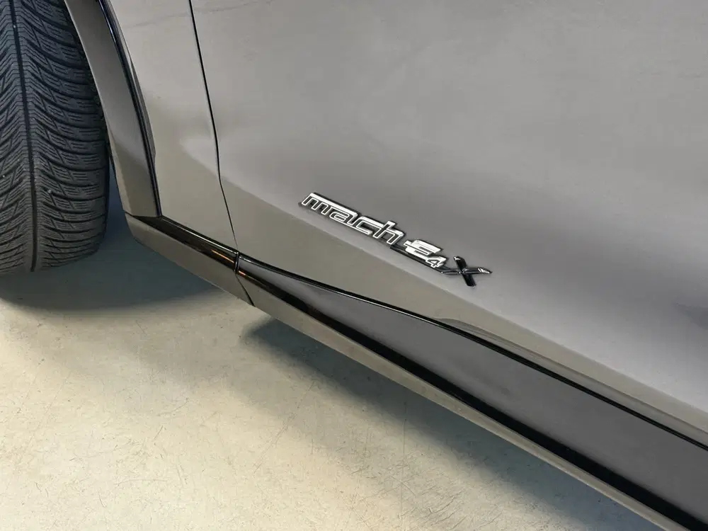 Ford Mustang Mach-E Extended AWD 98 kWh uit 2021, foto 8