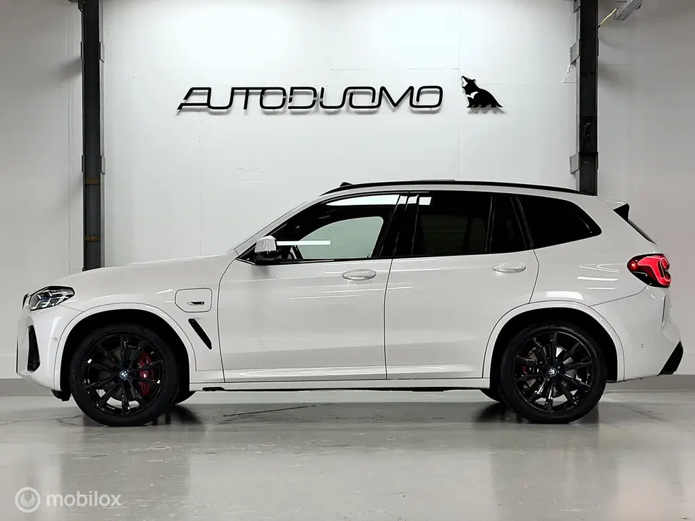 BMW X3 xDrive30e High Executive M Sport uit 2022, foto 2