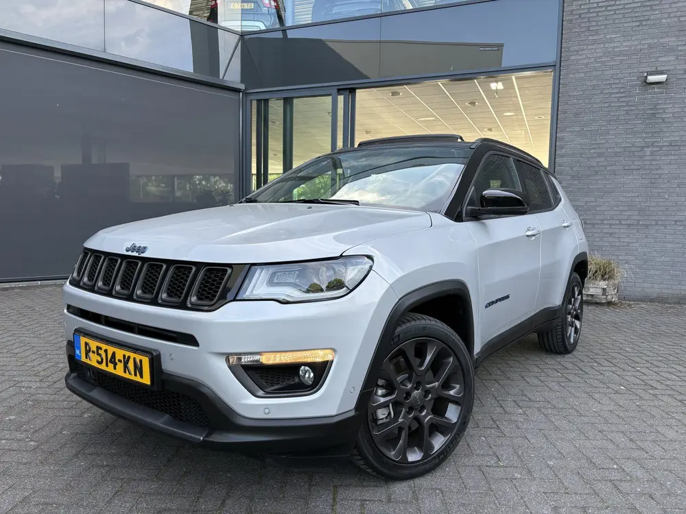 Jeep Compass 4xe 240 Plug-in Hybrid Electric Trailhawk uit 2021, foto 2