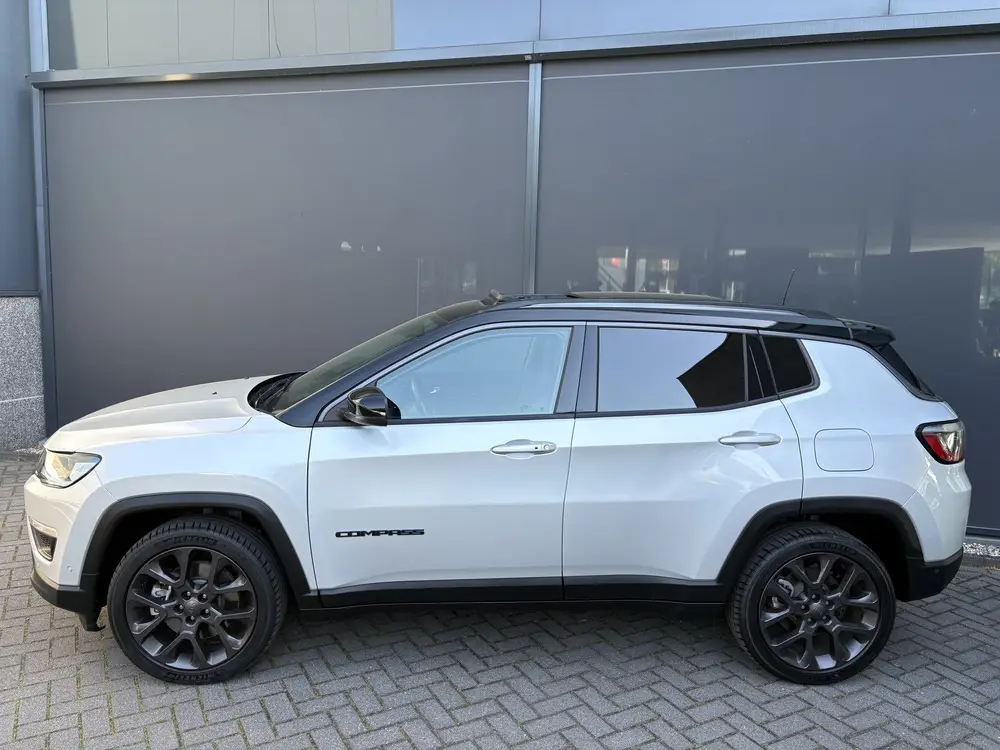 Jeep Compass 4xe 240 Plug-in Hybrid Electric Trailhawk uit 2021, foto 6