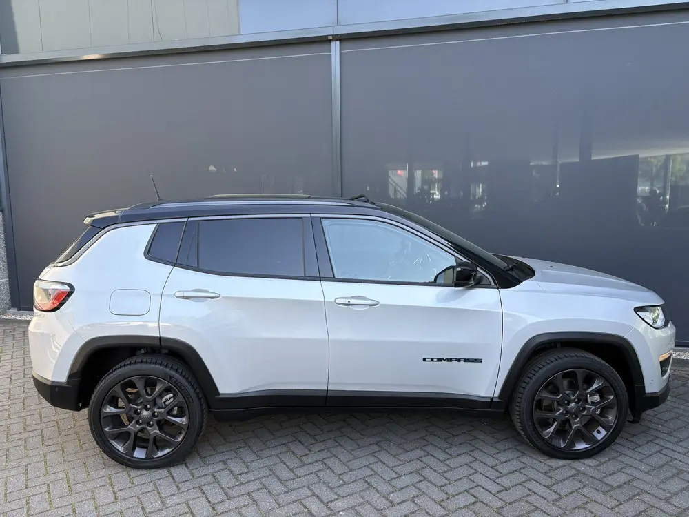 Jeep Compass 4xe 240 Plug-in Hybrid Electric Trailhawk uit 2021, foto 7