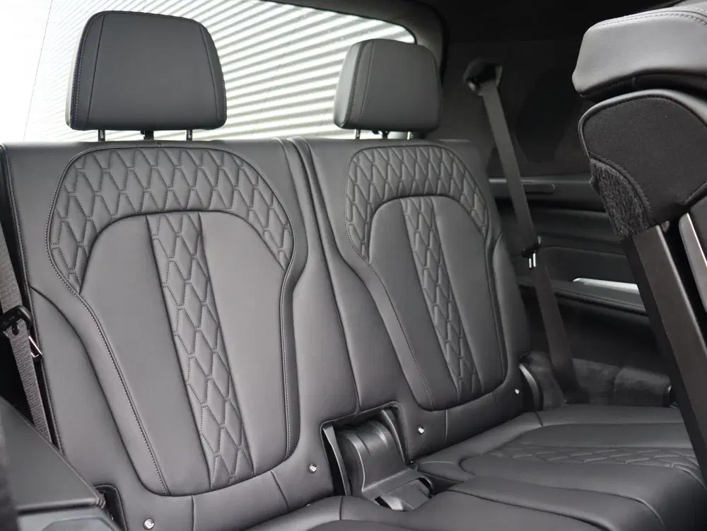 BMW X7 xDrive40i uit 2026, foto 12