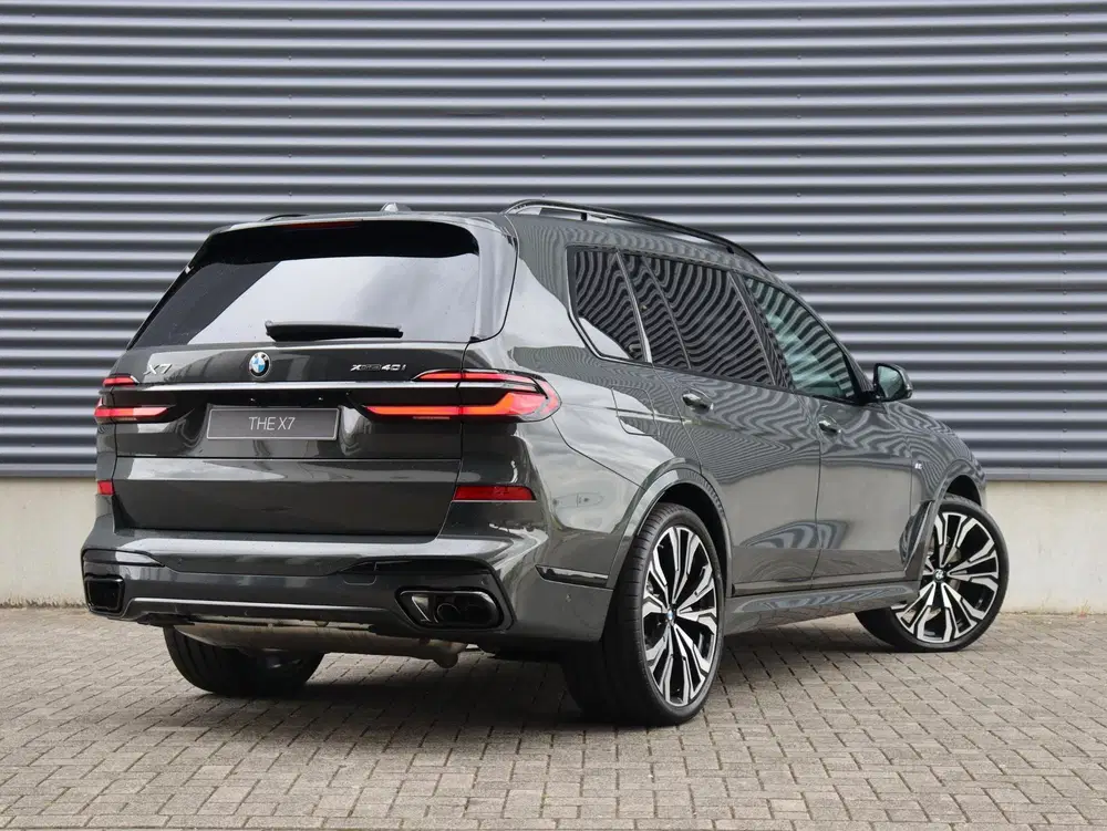 BMW X7 xDrive40i uit 2026, foto 2