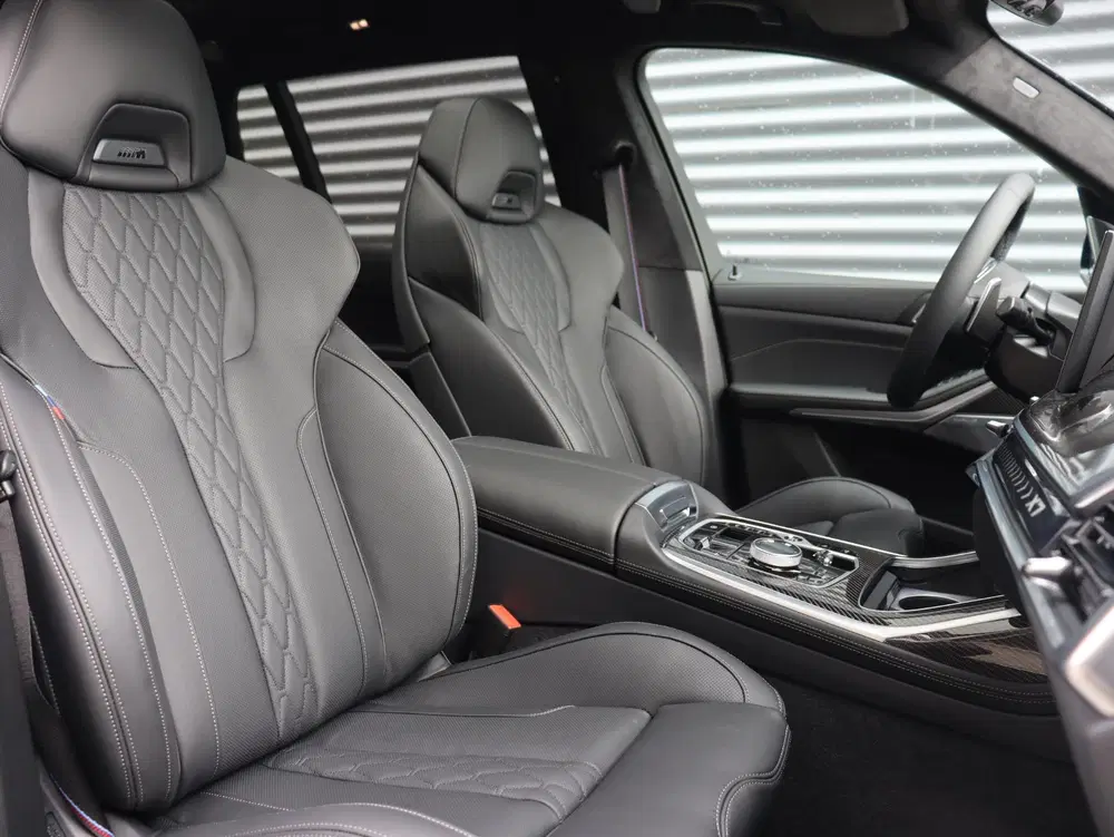 BMW X7 xDrive40i uit 2026, foto 8