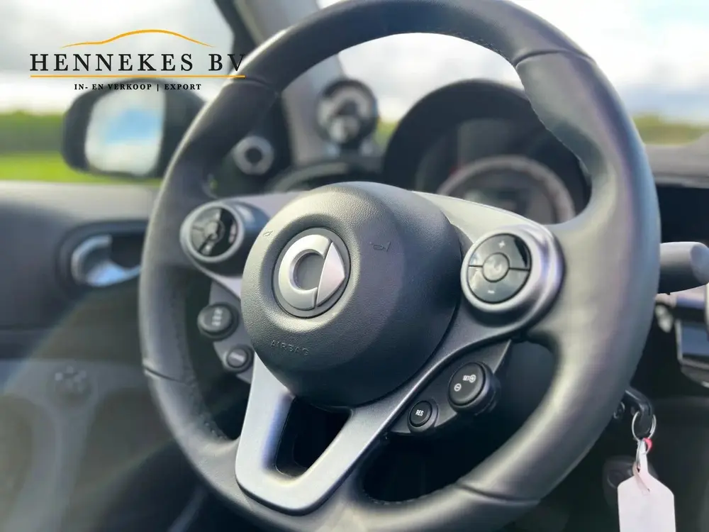 Smart forTwo EQ Comfort PLUS 18 kWh Cabrio uit 2022, foto 13