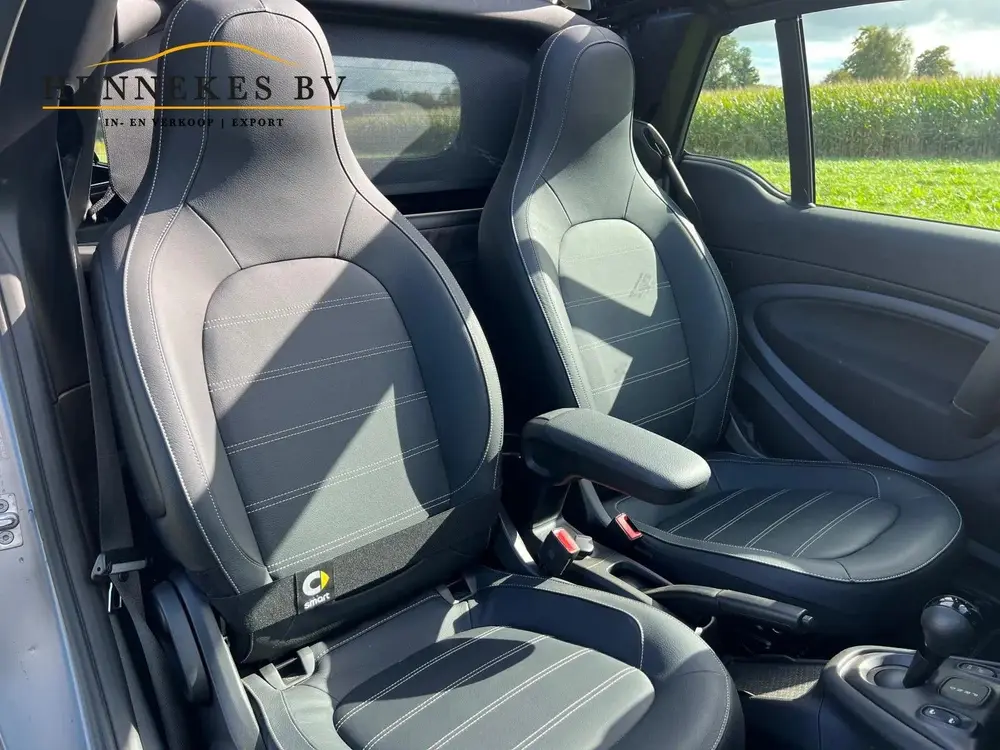 Smart forTwo EQ Comfort PLUS 18 kWh Cabrio uit 2022, foto 14