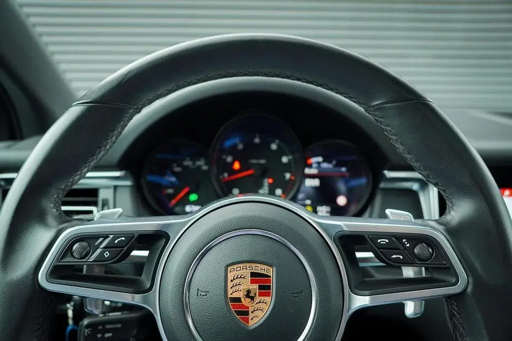 Porsche Macan 2.0 uit 2020, foto 17