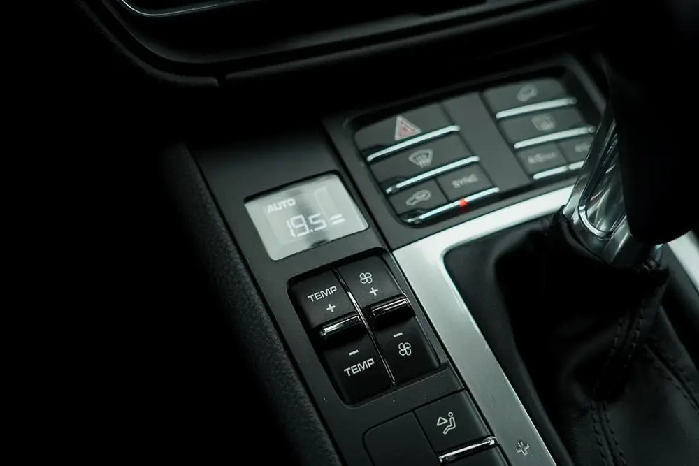 Porsche Macan 2.0 uit 2020, foto 19