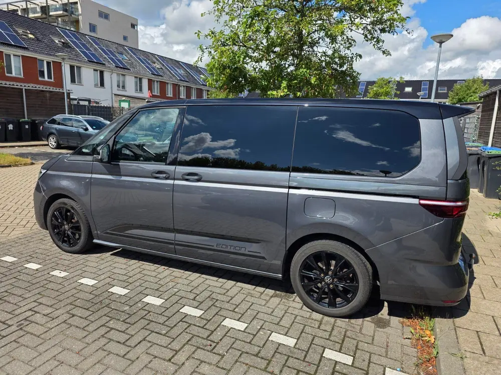 Volkswagen Multivan 1.4 Ehybrid 218pk L1h1 6-DSG 2022 Grijs uit 2022, foto 6
